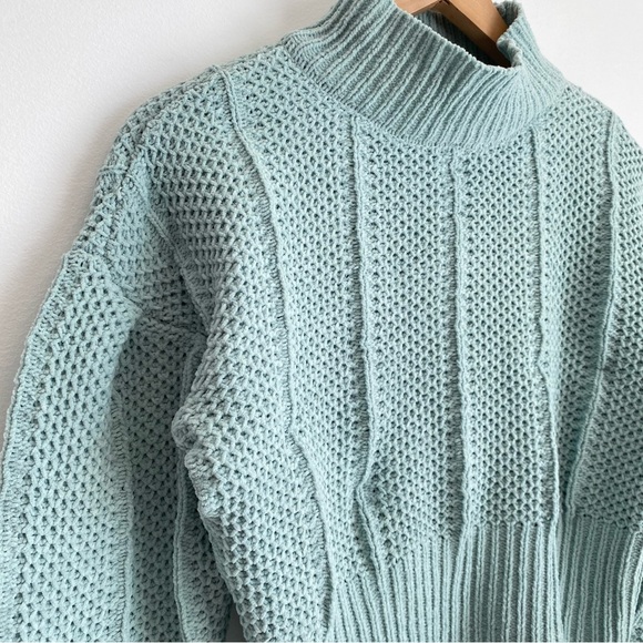 Generation K Womens Cropped Knit Sweater, Pastel Mint, Size M - Picture 5 of 10